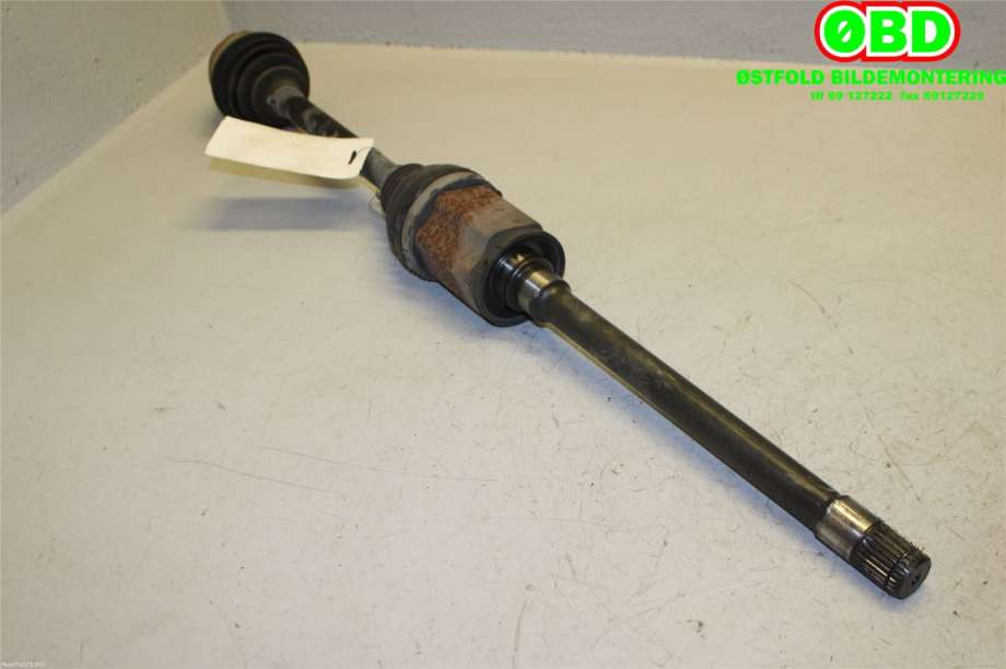 Drivaksel høyre foran til BMW X3 2010-2017 (F25) (F25) (BMW|31608675014|)