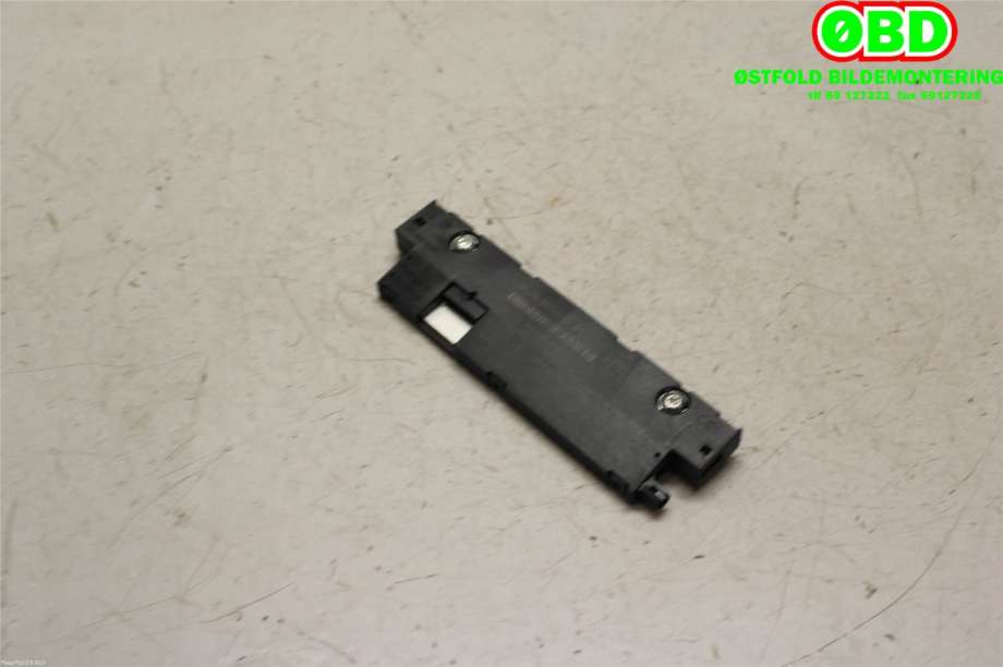 Antenne forsterker til BMW 5-Serie 2010-2017 (F10/F11) (F10/F11) (BMW|65 20 9 276 016||65209276016)