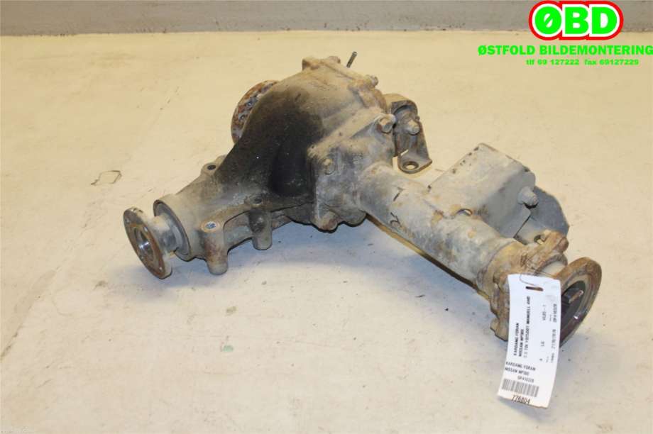 Kardang til Nissan King Cab 2002-2011 (Fase 2) (D22/NP300) (D22/NP300) (NISSAN|3850067G17|)