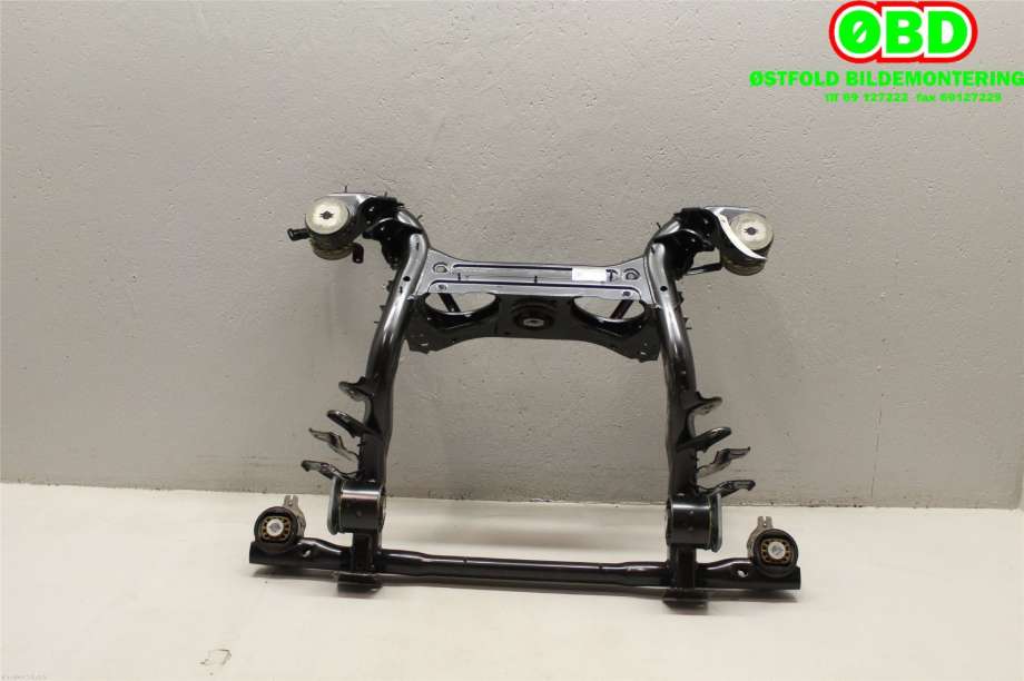 Travers bak til VW ID.4 2020-->> (VOLKSWAGEN ID4|1EA505235AR|1EA505235BB|)