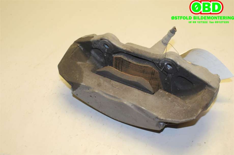 Bremsecaliper venstre foran til Mercedes C-Klasse 2014-2018 (Fase 1) (W205) (W205) (MERCEDES|A 205 421 43 00|)