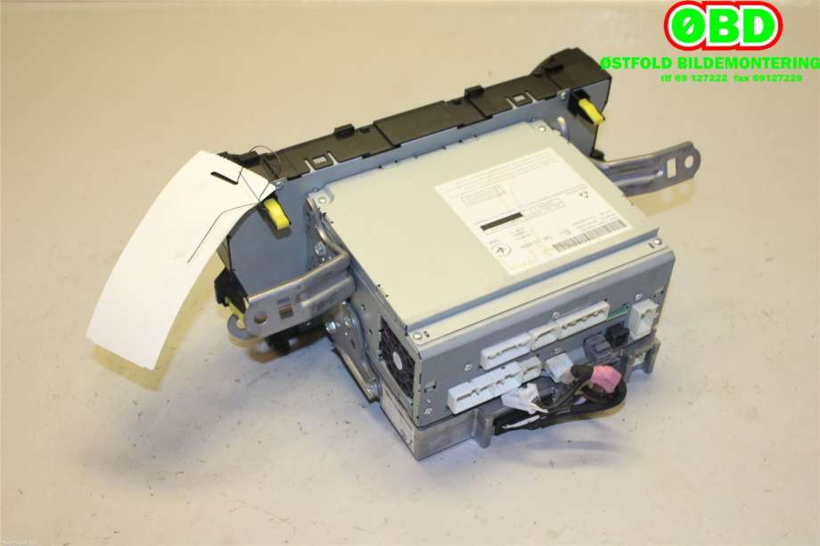 Bilstereo navigasjon til Toyota Avensis 2015-2019 (Type III, Fase 2)  (TOYOTA|8614005250|)