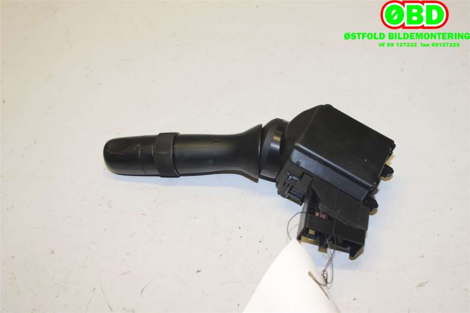 Bryter visker til Toyota Avensis 2015-2019 (Type III, Fase 2)  (TOYOTA|8465205190|)