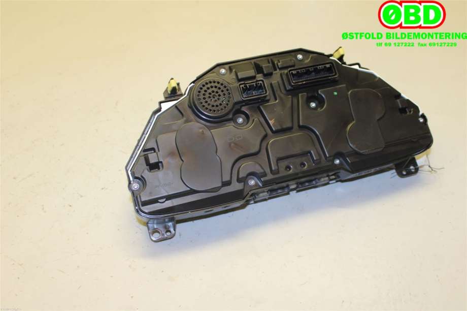 Instrumentpanel til Toyota Avensis 2015-2019 (Type III, Fase 2)  (TOYOTA|8380005W80|)