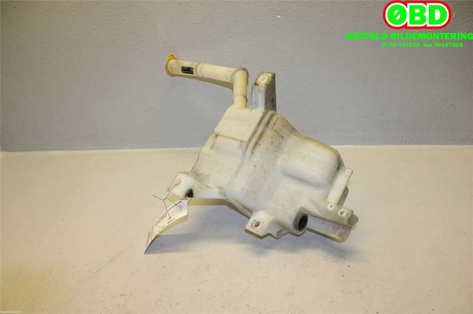 Spylertank til Mazda 6 2008-2010 (Type II, Fase 1)  (MAZDA|GS1M67481|)