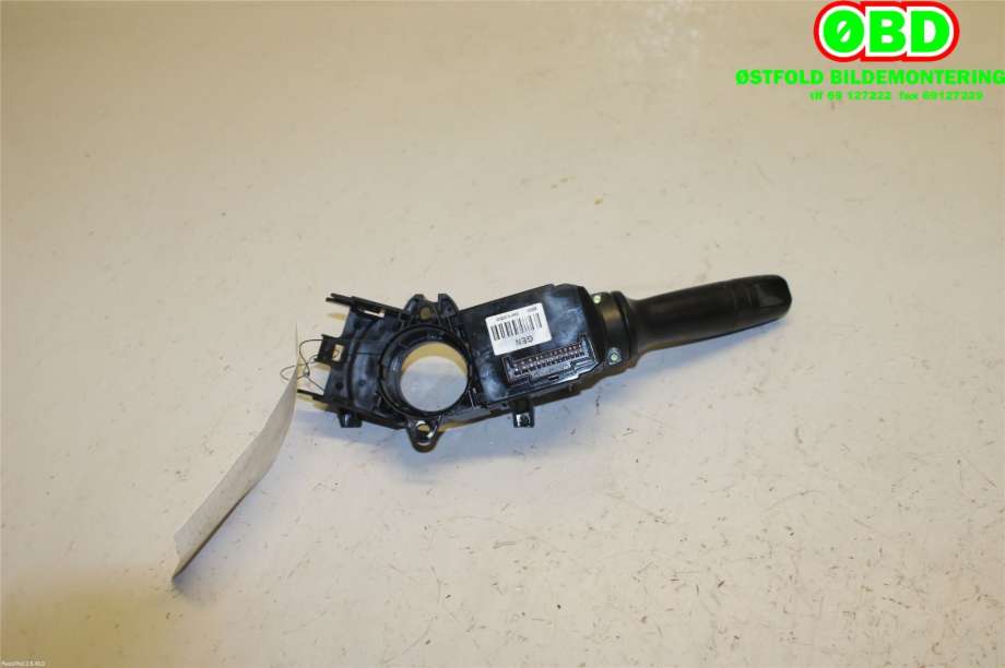 Bryter blink til Hyundai i40 2012-2017  (HYUNDAI|934103Z000|)