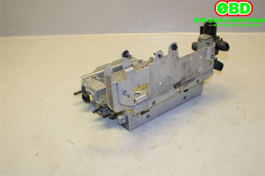 DCDC converter hybrid til Jaguar I-PACE 2018-->>  (JAGUAR|T4K6510|T4K13291|J9D314B227AD)