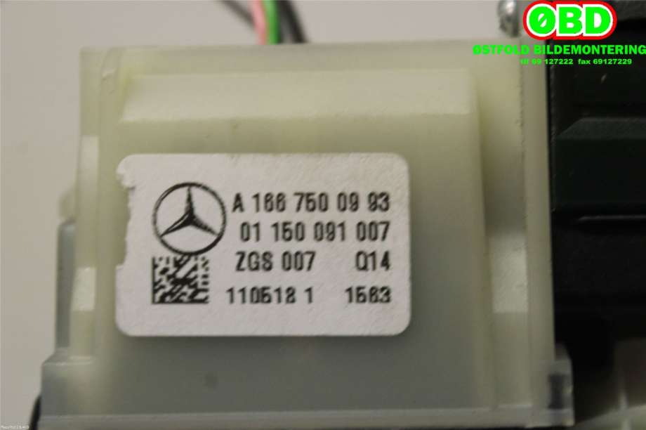 Bryter baklukeåpner til Mercedes GLC 2015-2022 (X253) (X253) (MERCEDES|A 166 750 09 93||1667500993)
