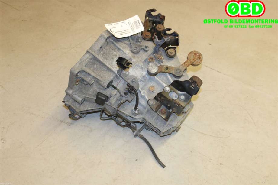 Girkasse manuell 6-trinn til Toyota Yaris 2012-2014 (Type III, Fase 1)  (TOYOTA|82201SA000|)