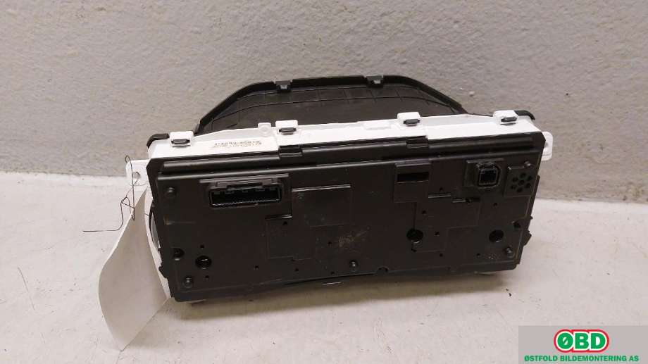 Instrumentpanel til Isuzu D-Max 2021-->> (Type III)  (ISUZU|)