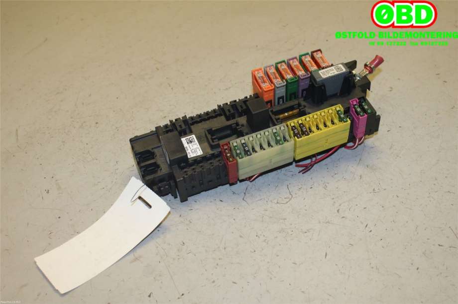 Sikringsboks til Mercedes ML 2011-2015 (Fase 1) (W166) (W166) (MERCEDES|A 166 540 17 50|A 166 540 23 50|1665401750)