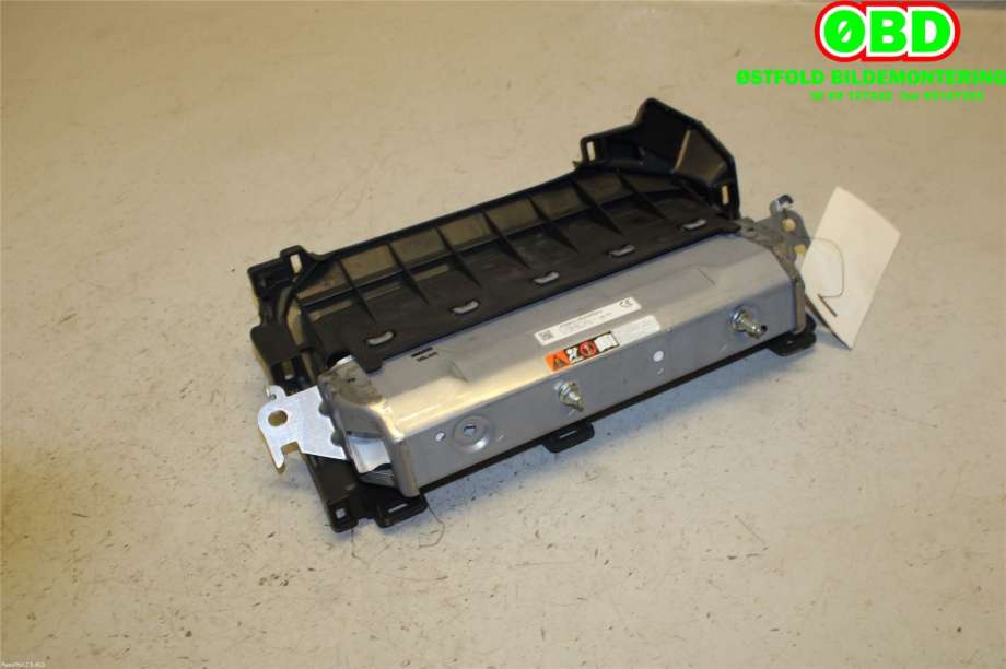 Airbag kne til Toyota RAV4 2019-->> (Type V)  (TOYOTA|7390042050C0|)