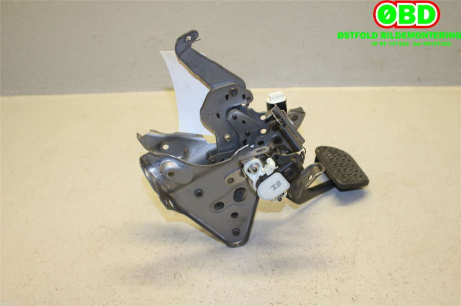 Pedal gass/brems/clutch til Toyota RAV4 2019-->> (Type V)  (TOYOTA|5517242010|)