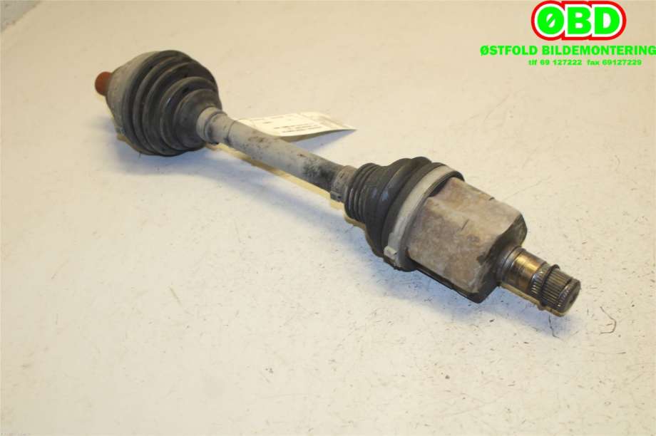 Drivaksel venstre foran til VW Tiguan 2011-2016 (Type I, Fase 2)  (VOLKSWAGEN|5N0 407 763 F|3Q0 407 271 CC|)