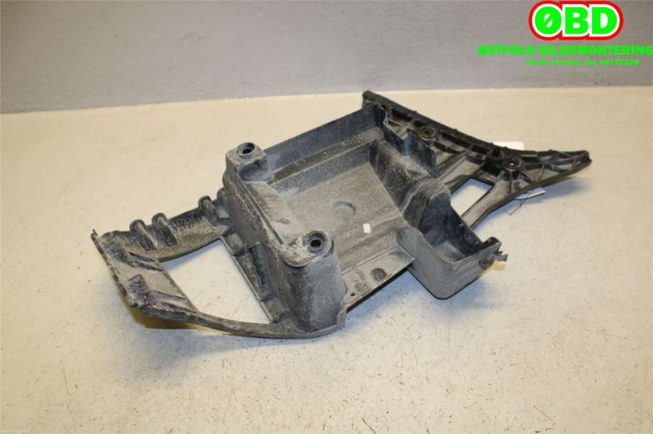 Diverse deler til BMW X1 2015-2022 (F48) (F48) (BMW|51 12 8 059 876||51128059876)