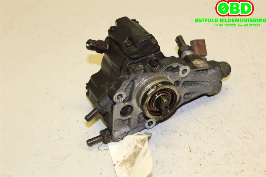 Dieselpumpe til Mercedes C-Klasse 2007-2011 (Fase 1) (W204) (W204) (MERCEDES|A 646 070 02 01||6460700201)