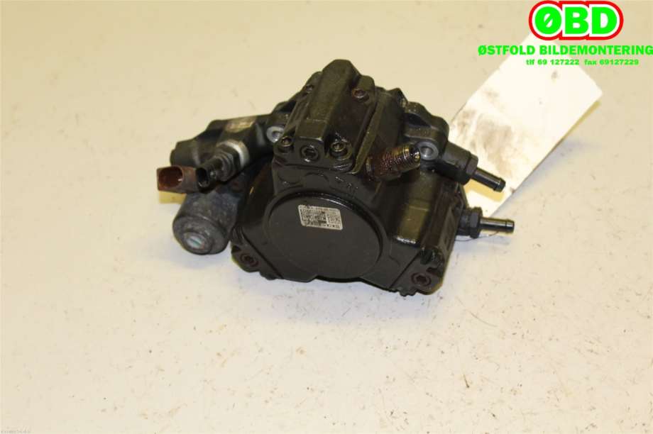 Dieselpumpe til Mercedes C-Klasse 2007-2011 (Fase 1) (W204) (W204) (MERCEDES|A 646 070 02 01||6460700201)
