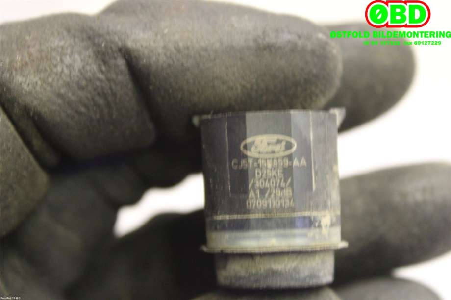 Parkeringssensor bak til Ford C-Max 2010-2015 (Type II, Fase 1)  (FORD||CJ5T15K859AA)