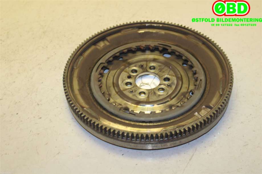 Svinghjul automat til VW Golf VII 2012-2017 (Fase 1) (VOLKSWAGEN|04E 105 266 B|)