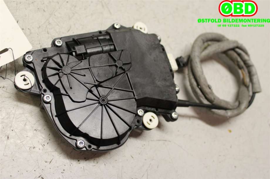 Baklukeåpner motor til BMW 7-Serie 2009-2015 (F01/F02/F03/F04) (F01/F02/F03/F04) (BMW|51 24 7 191 213|)