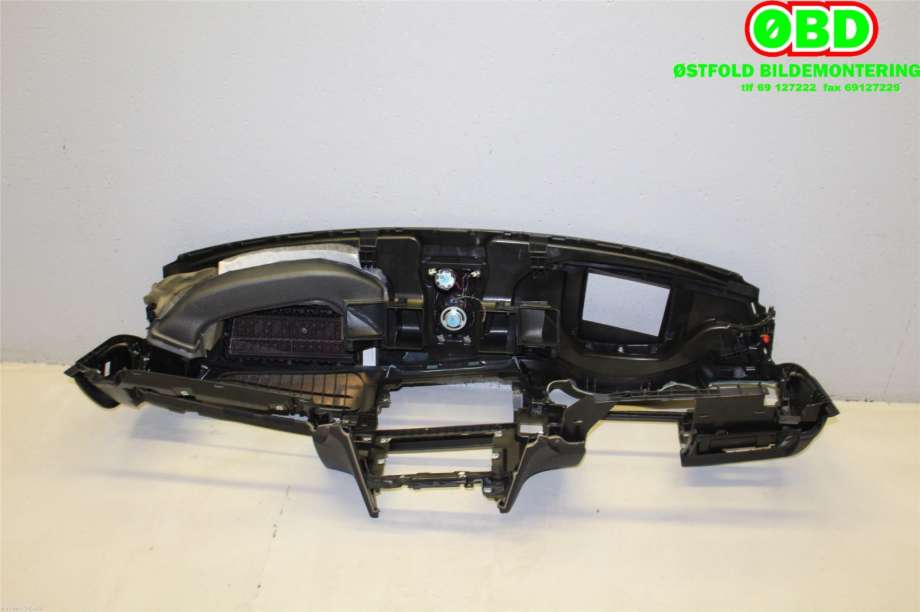 Dashbord til BMW 7-Serie 2009-2015 (F01/F02/F03/F04) (F01/F02/F03/F04) (BMW|51452336419|51459160070|)