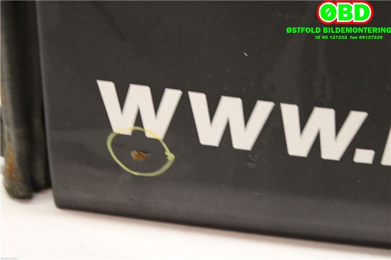 Dør høyre bak varebil til VW Caddy 2010-2015 (Type III, Fase 2)  (VOLKSWAGEN|2K0 827 092 G|)