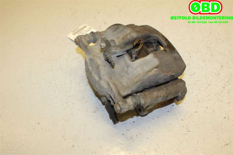 Bremsecaliper høyre foran til Mercedes B-Klasse 2011-2018 (W246) (W246) (MERCEDES|A 000 421 38 81|A 000 421 68 81|)