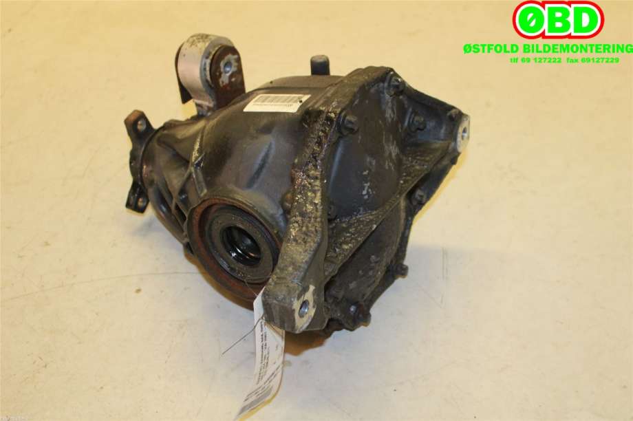 Kardang klokke bak til Mercedes C-Klasse 2007-2011 (Fase 1) (W204) (W204) (MERCEDES|A 204 350 01 14|)