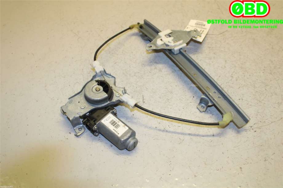 Ruteheis høyre bak til Nissan Qashqai 2010-2014 (Type I, Fase 2)  (NISSAN|82700EY10A|)