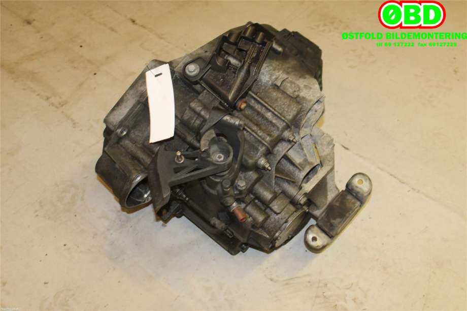 Girkasse manuell 6-trinn til VW Transporter / Caravelle 2009-2015 (Fase 2) (T5) (T5) (VOLKSWAGEN|0A5 300 012 L|)