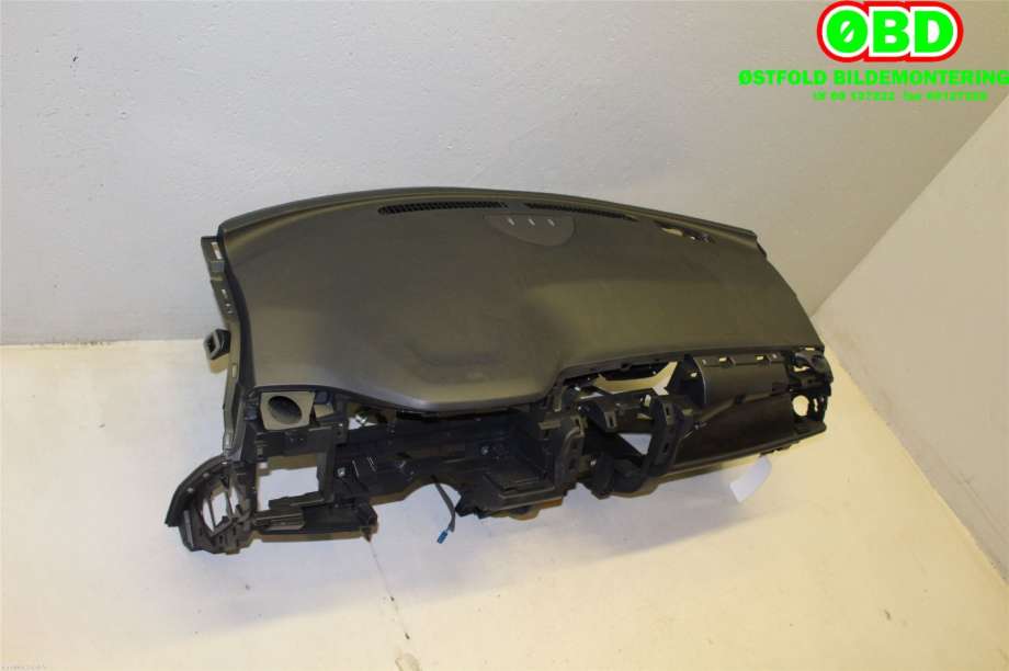 Dashbord til Nissan Leaf 2018-->> (Type II)  (NISSAN|682005SH0B|)
