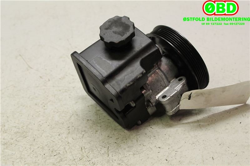 Servo pumpe mekanisk til Mercedes C-Klasse 2007-2011 (Fase 1) (W204) (W204) (MERCEDES|A 004 466 70 01||0044667001)