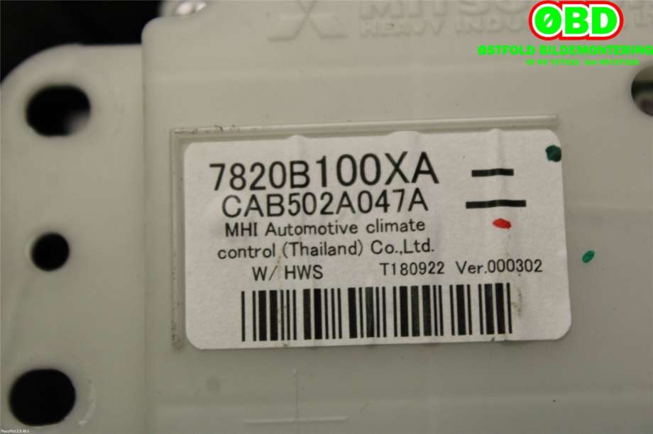 Varmeapparat betjening til Mitsubishi Outlander 2015-->> (Type III, Fase 2)  (MITSUBISHI|7820B100XA|)