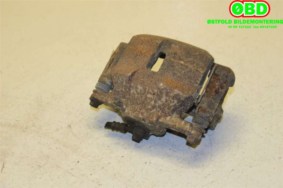 Bremsecaliper venstre foran til Nissan Qashqai 2010-2014 (Type I, Fase 2)  (NISSAN|41011JD00A|)