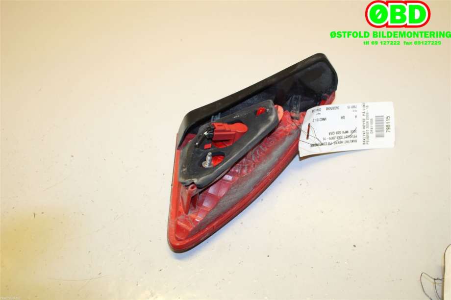 Baklykt høyre indre til Peugeot 3008 2009-2016 (Type I)  (PEUGEOT|6351 HE|)