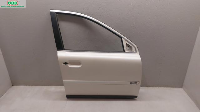Dør høyre foran til Volvo XC90 2002-2006 (Type I, Fase 1) (VOLVO|31385357|)