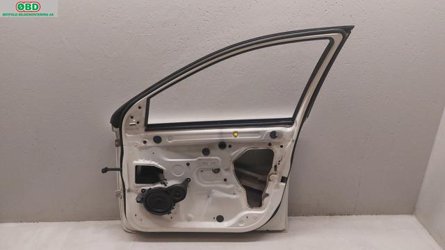 Dør høyre foran til Volvo XC90 2002-2006 (Type I, Fase 1) (VOLVO|31385357|)