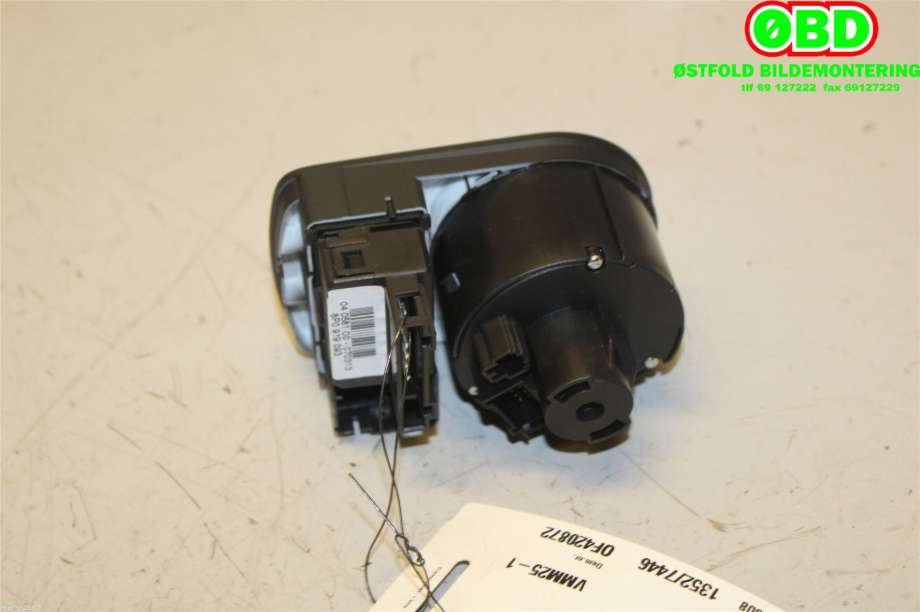 Bryter lys til Audi A1 2010-2014 (Type I, Fase 1) (AUDI|8X1 941 531 AD||8X1941531AD)