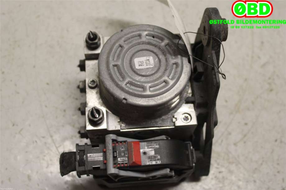 ABS sentral til VW Golf Sportsvan 2014-2018  (VOLKSWAGEN|5Q0 614 517 K||5Q0614517K)