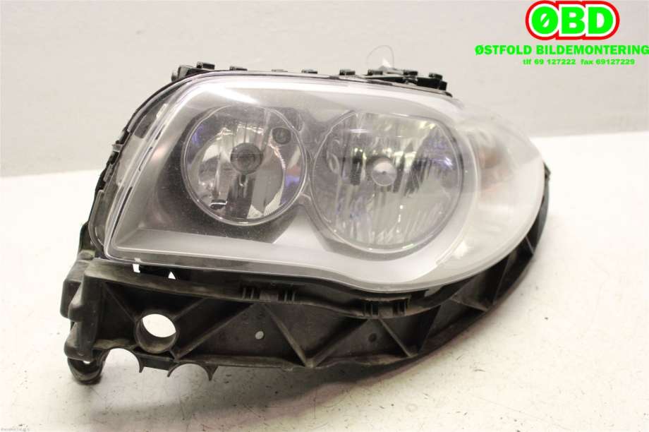 Frontlykt venstre halogen til BMW 1-Serie 2004-2011 (E81/E82/E87/E88) (E81/E82/E87/E88) (BMW|63 12 6 924 485||63126924485)