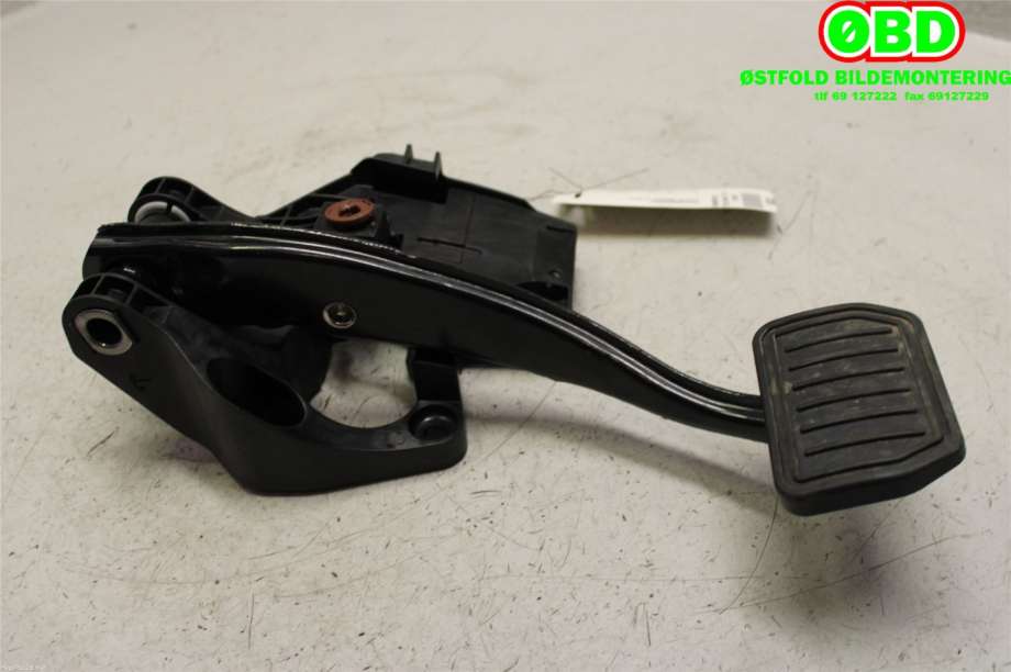 Pedal gass/brems/clutch til Tesla Model 3 2018-2023 (Fase 1)  (TESLA|1044691-00-D|)