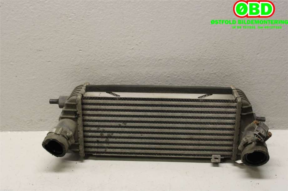 Intercooler til Kia Sportage 2010-2016 (Type III) (KIA|282712A850|)