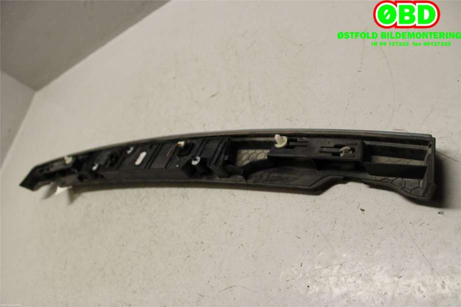 Lister til BMW 7-Serie 2009-2015 (F01/F02/F03/F04) (F01/F02/F03/F04) (BMW|51137200035|)