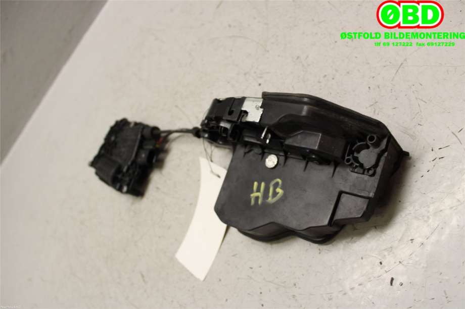 Låsekasse høyre bak til BMW 7-Serie 2009-2015 (F01/F02/F03/F04) (F01/F02/F03/F04) (BMW|51 22 7 185 688|51 22 5 A36 E16|)