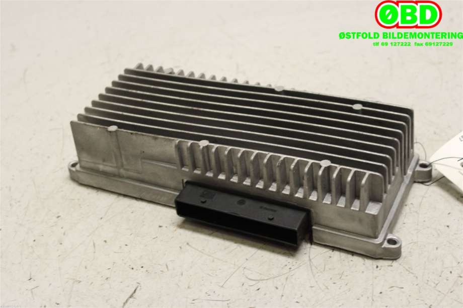 Bilstereo forsterker til Audi A4 2007-2014 (Type IV) (B8) (B8) (AUDI|8R0 035 223 F||8R0035223F)