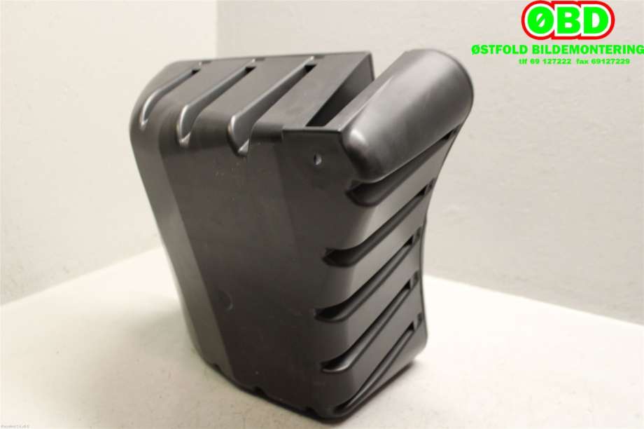 Bilstereo diverse til Tesla Model S 2013-2016 (Fase 1)  (TESLA|1004833-05-C|)