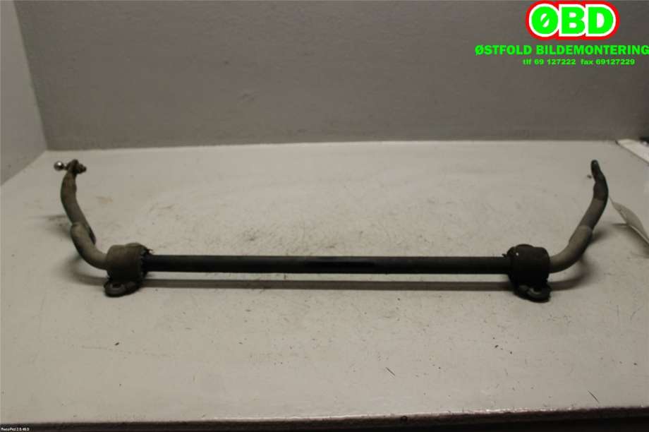 Stabilisatorstag foran til Mercedes C-Klasse 2011-2014 (Fase 2) (W204) (W204) (MERCEDES|A 204 323 07 65|)