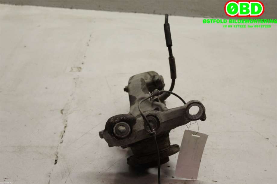 Kardang klokke bak til Mercedes C-Klasse 2011-2014 (Fase 2) (W204) (W204) (MERCEDES|A 207 350 03 14|)