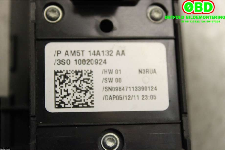 Bryter ruteheis til Ford Focus 2011-2014 (Type III, Fase 1)  (FORD|2029540||AM5T14A132AA)