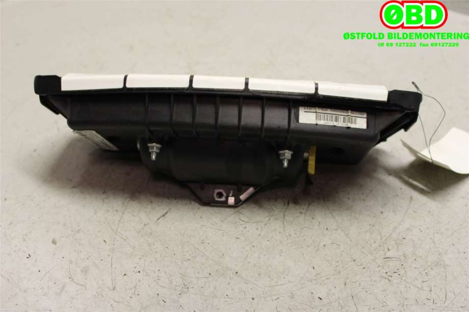 Airbag passasjer til Mercedes C-Klasse 2011-2014 (Fase 2) (W204) (W204) (MERCEDES|A 204 860 12 00||2078603902)